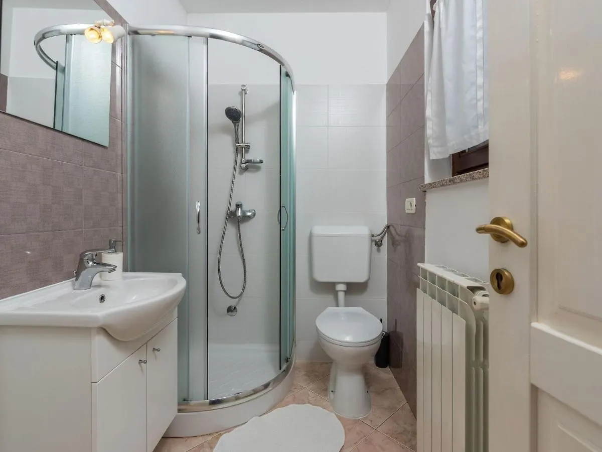 Adorable Holiday House With Private Pool Filipac Holiday home